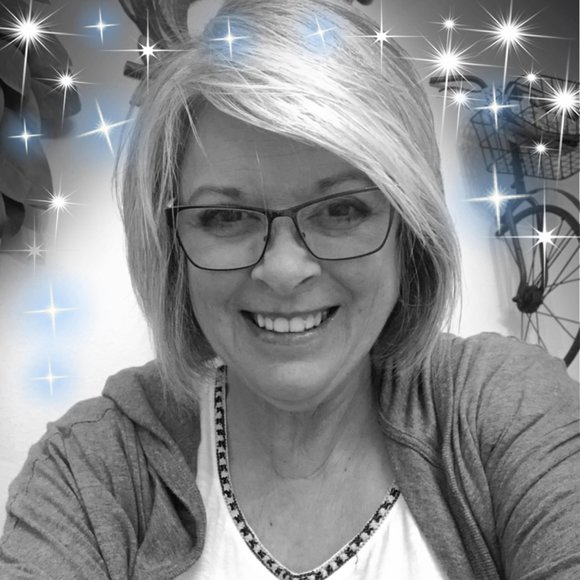 Meet your Posher, Marsha - Picture 1 of 1